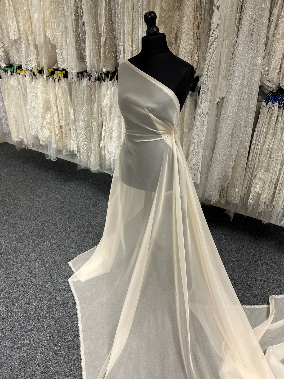 Champagner-Polyester-Chiffon – Honesty