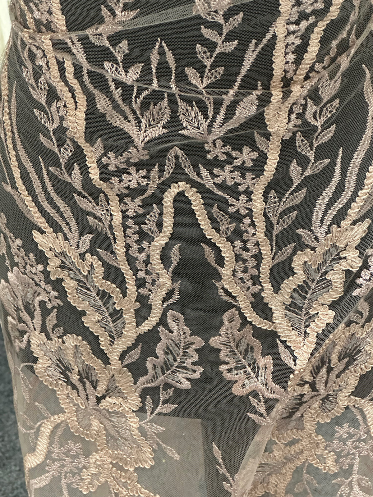 Altrosa bestickte Spitze – Bexley