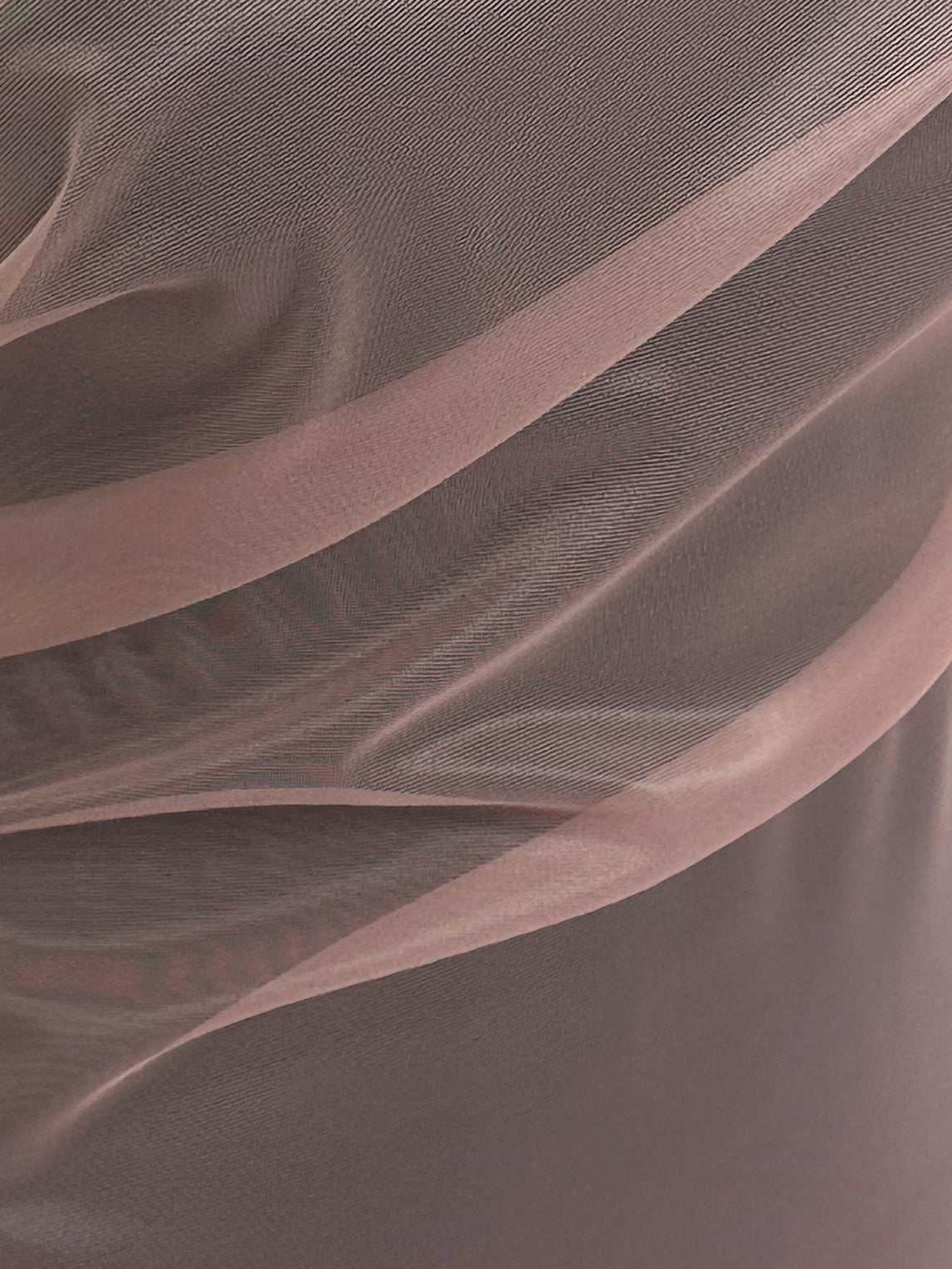 Rosafarbener Tüllkörper - Challenger