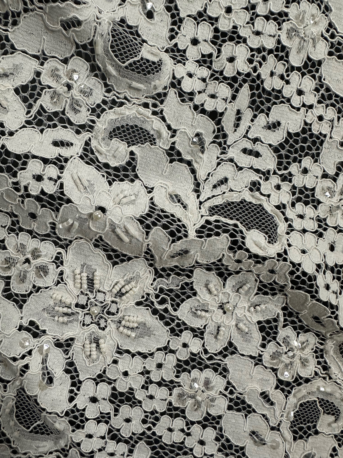 Elfenbeinfarbene Perlen- und Kordelspitze - Österreich (CF Annabel)