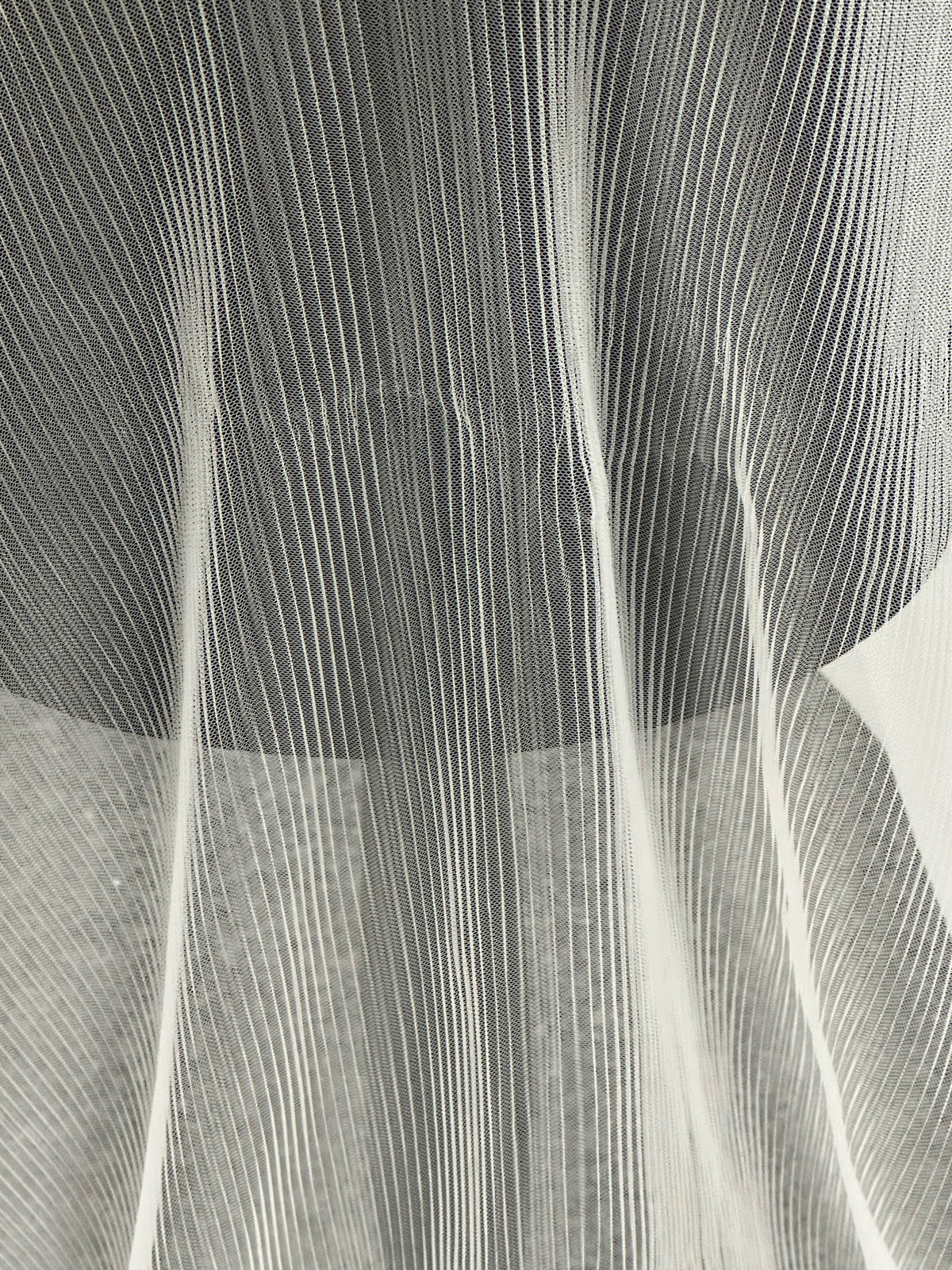 Elfenbeinfarbener plissierter Tüll - Jomana