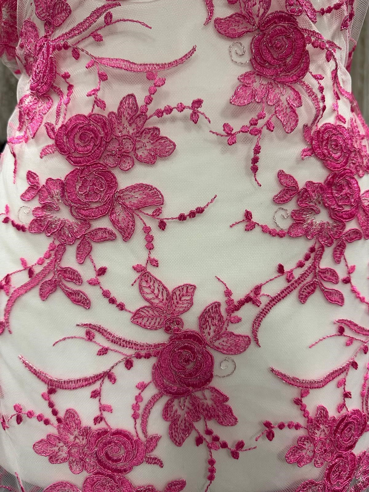 Leidenschaftliche rosa Spitze – Maria