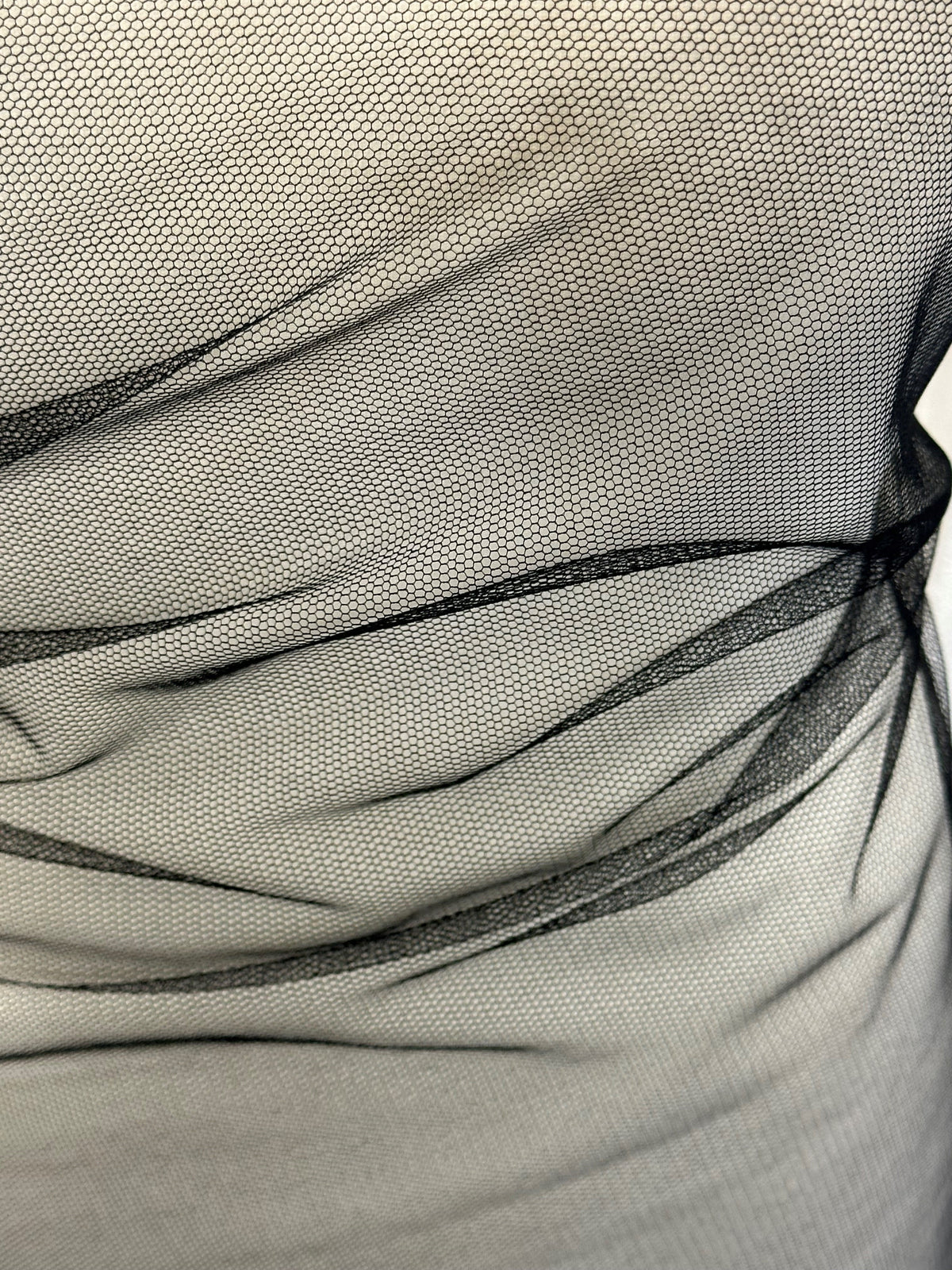 Schwarzer Seidentüll - Furore