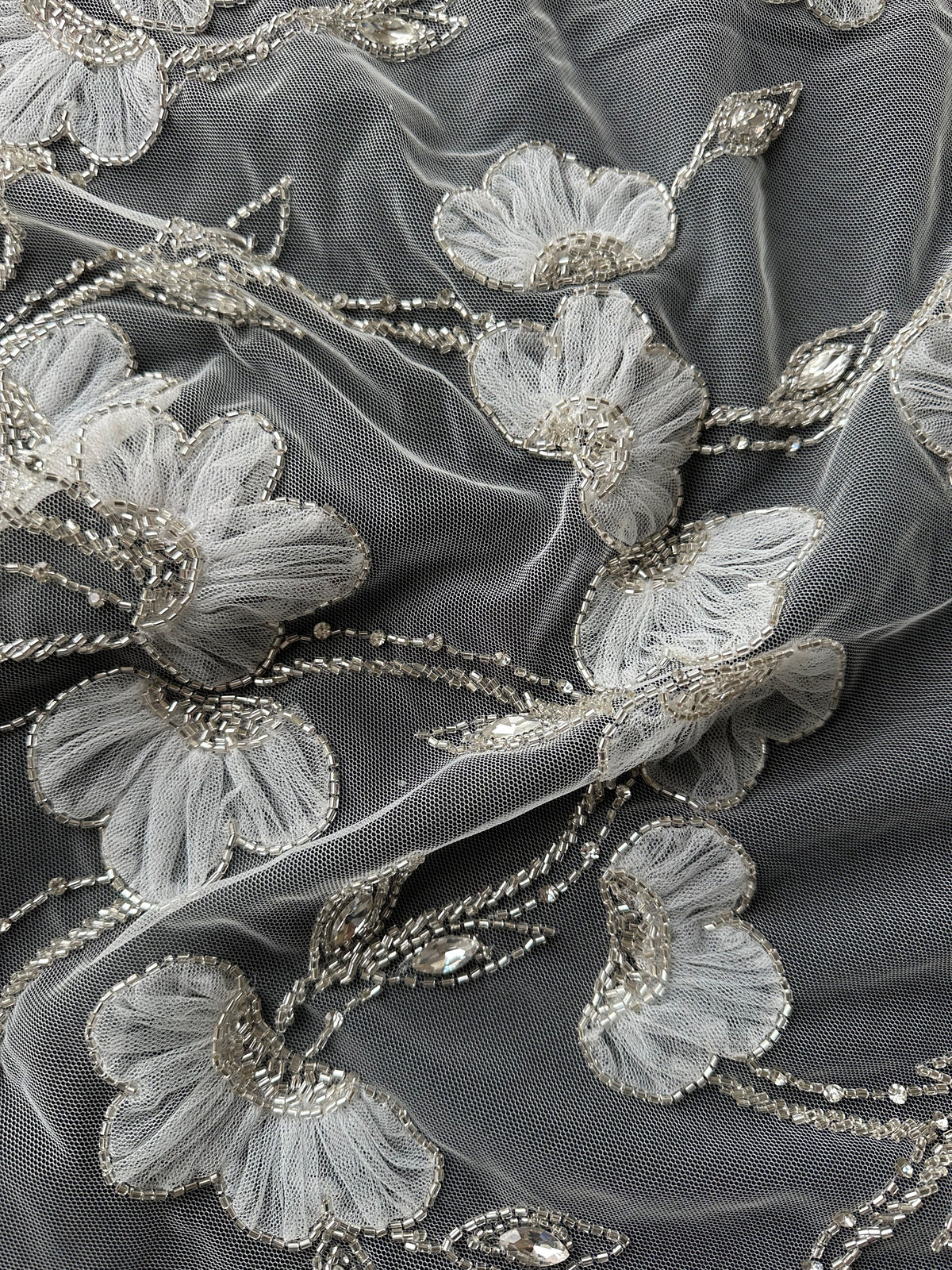 Elfenbeinfarbene bestickte Spitze - Mimi