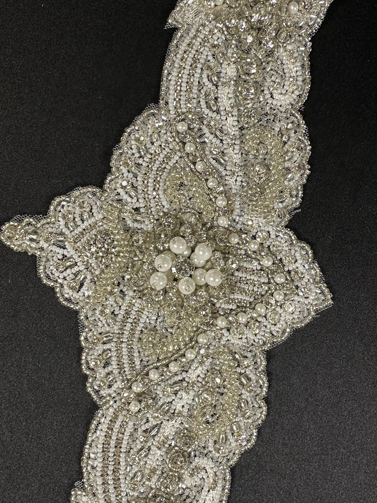 Kristallstickerei – Zephyr