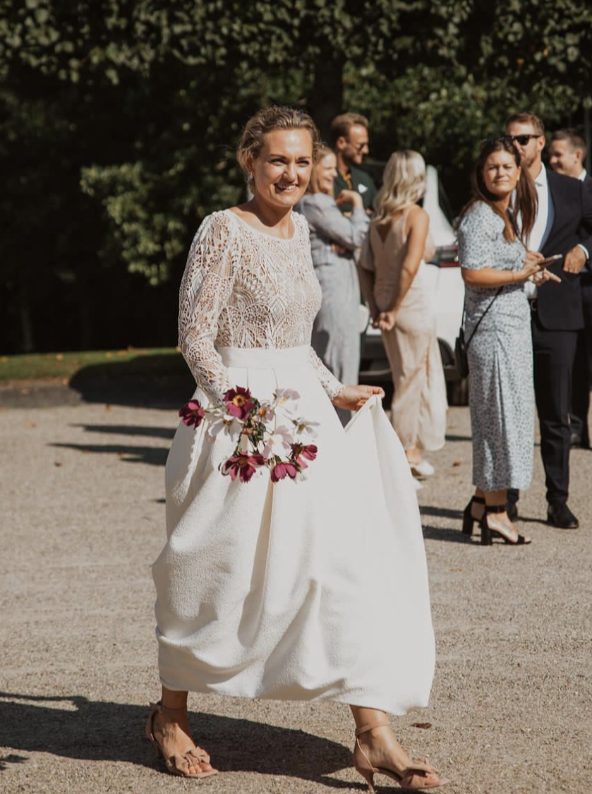 Elfenbeinfarbener Jacquard-Punktstoff – Joviality