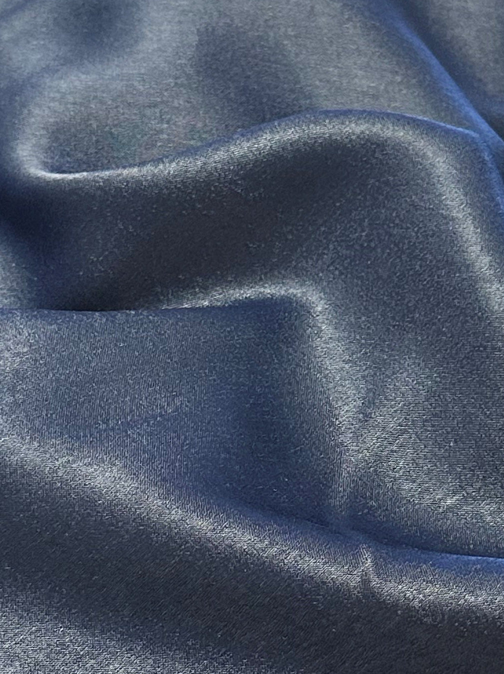 Marineblauer Polyestersatin - Zweck