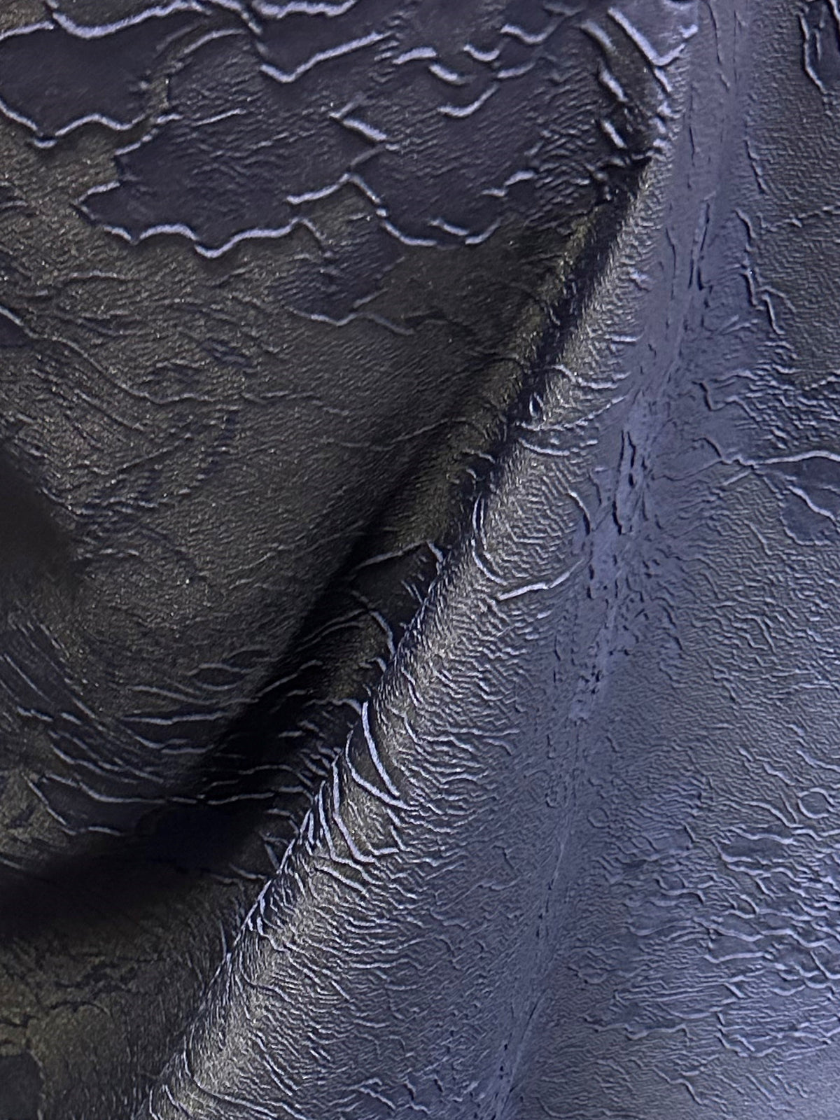 Marineblauer Cloqué-Jacquard – Ergebnis