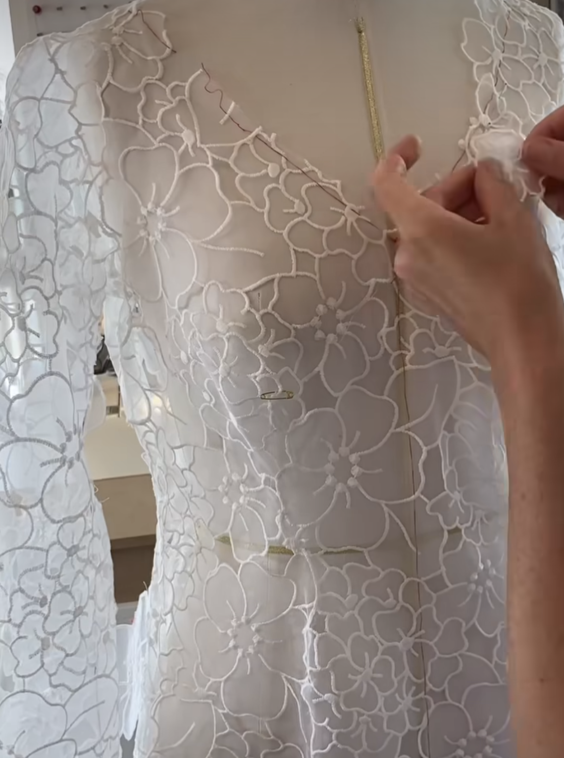 Elfenbeinfarbene Organza-Spitze – Khalisi