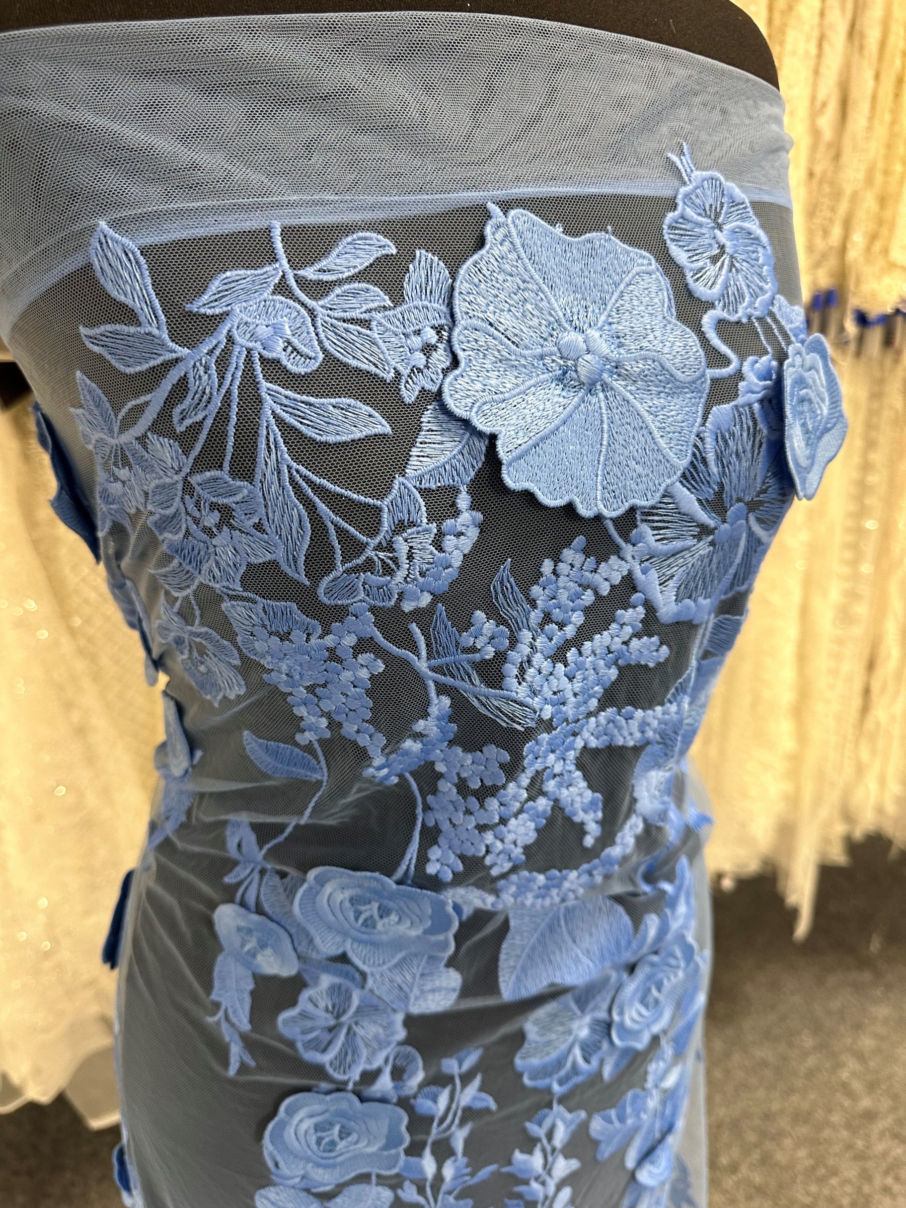 Blaue 3D-Spitze - Meghan