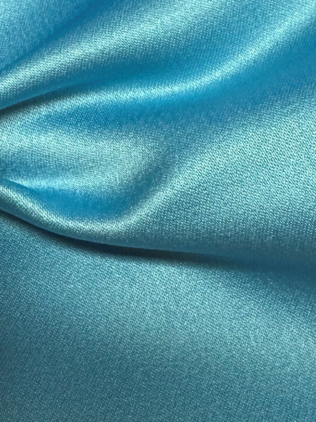 Türkiser Polyestersatin – Classique