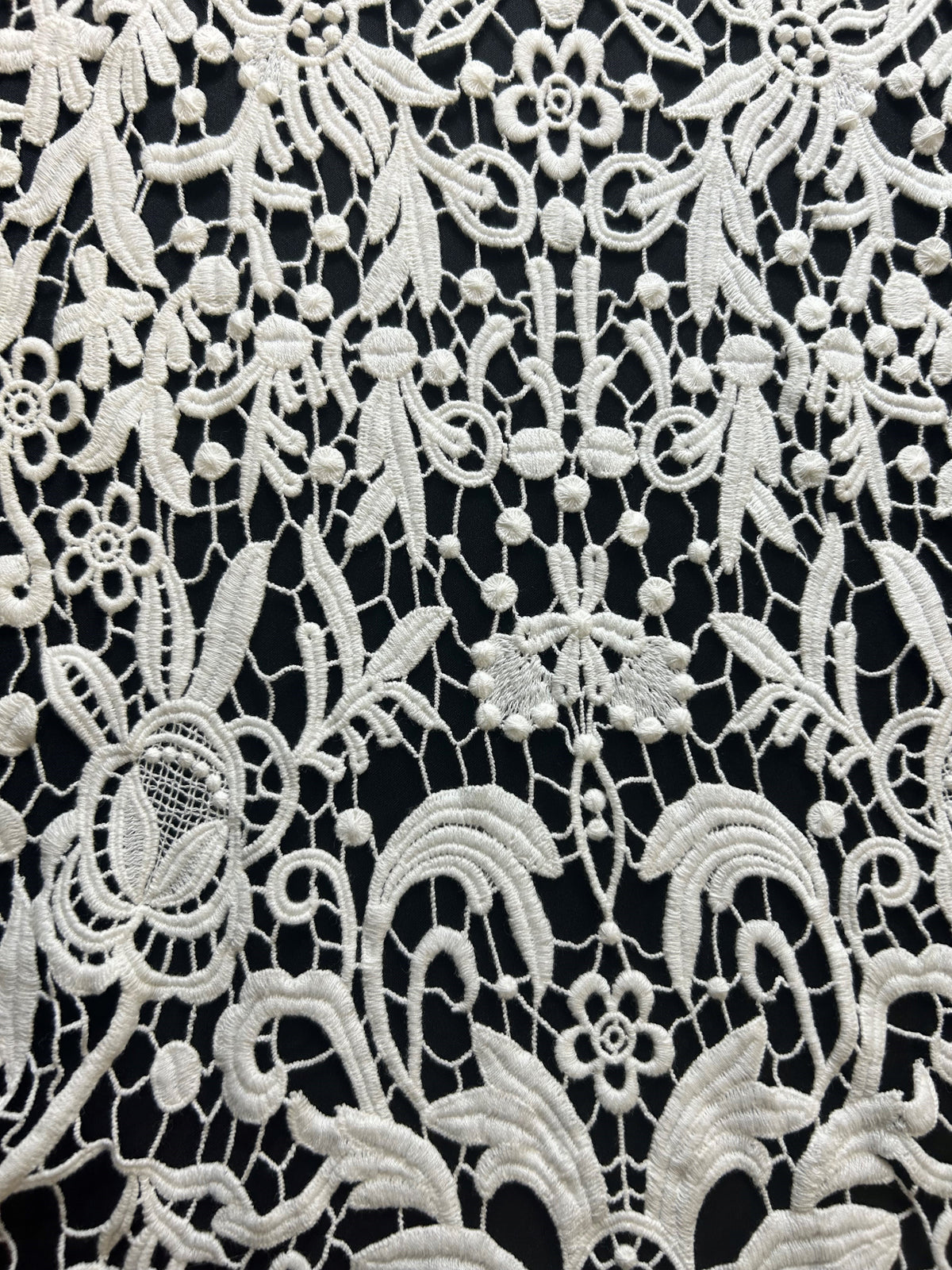 Elfenbeinfarbene Guipure-Spitze – Uhura