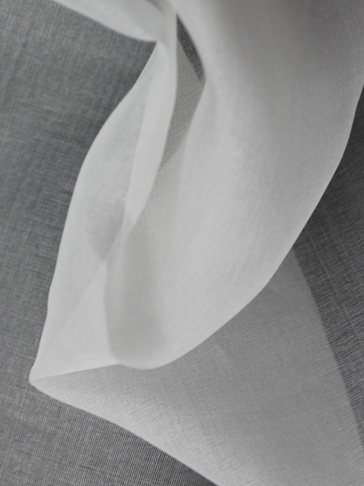 Weißer Seidenorganza - P769