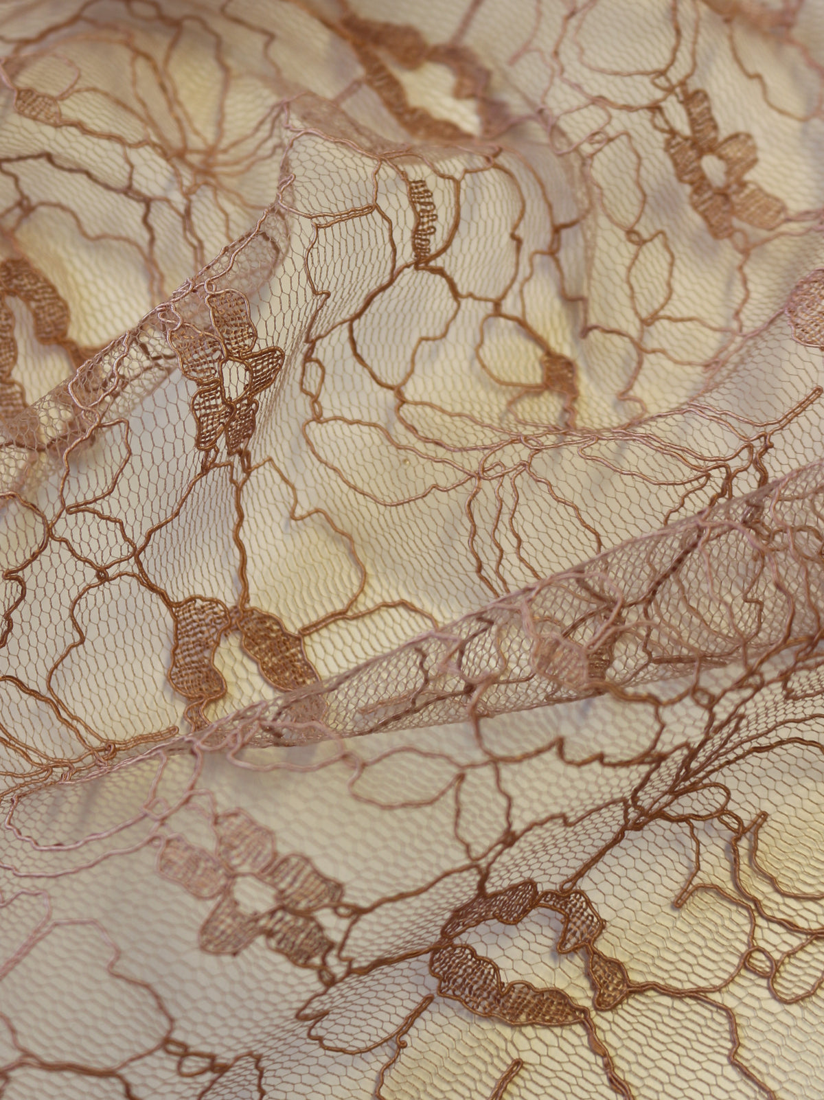 Braune Kordelspitze – Leanne