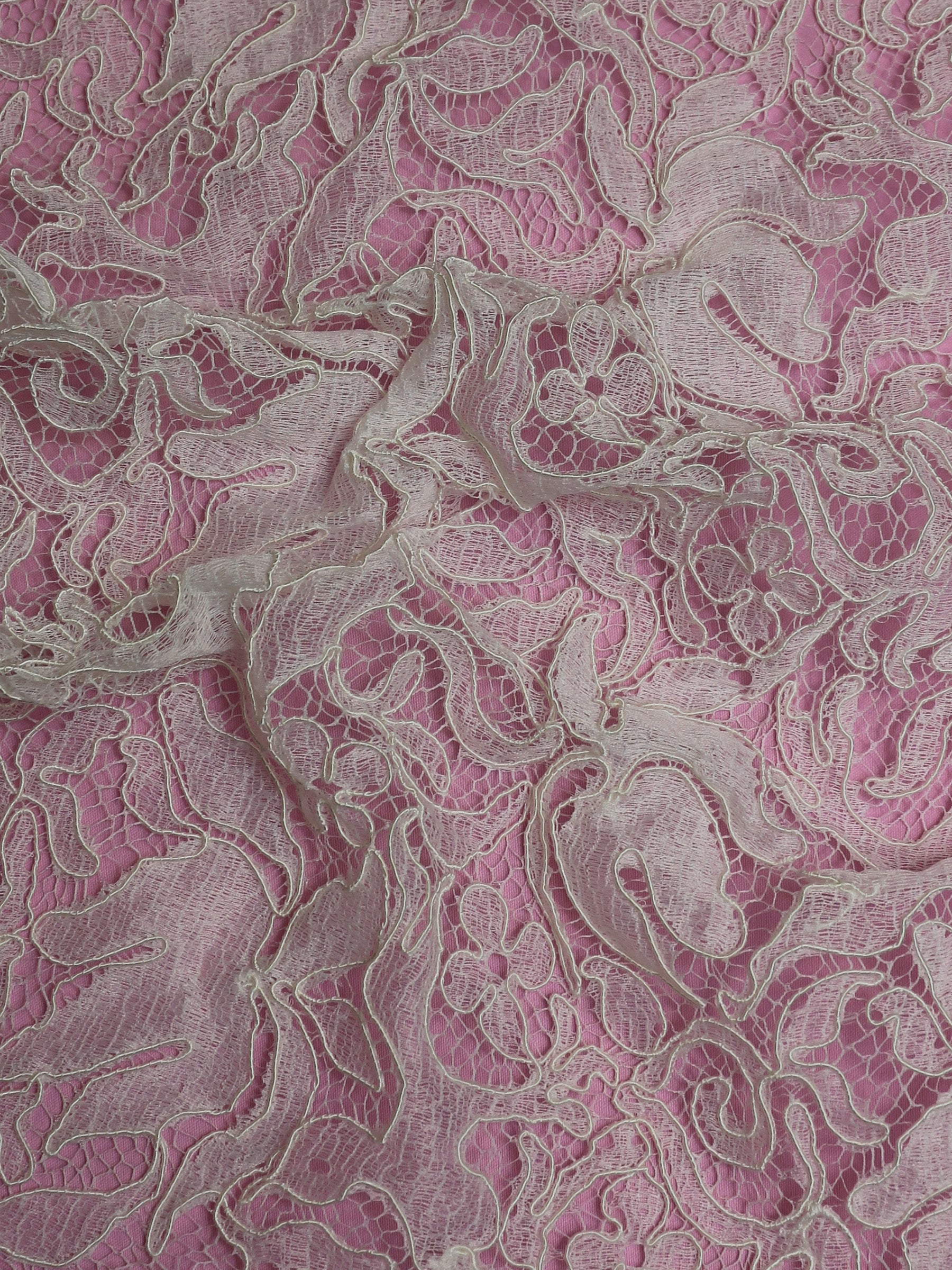 Elfenbeinfarbene Chantilly-Spitze – Fenella