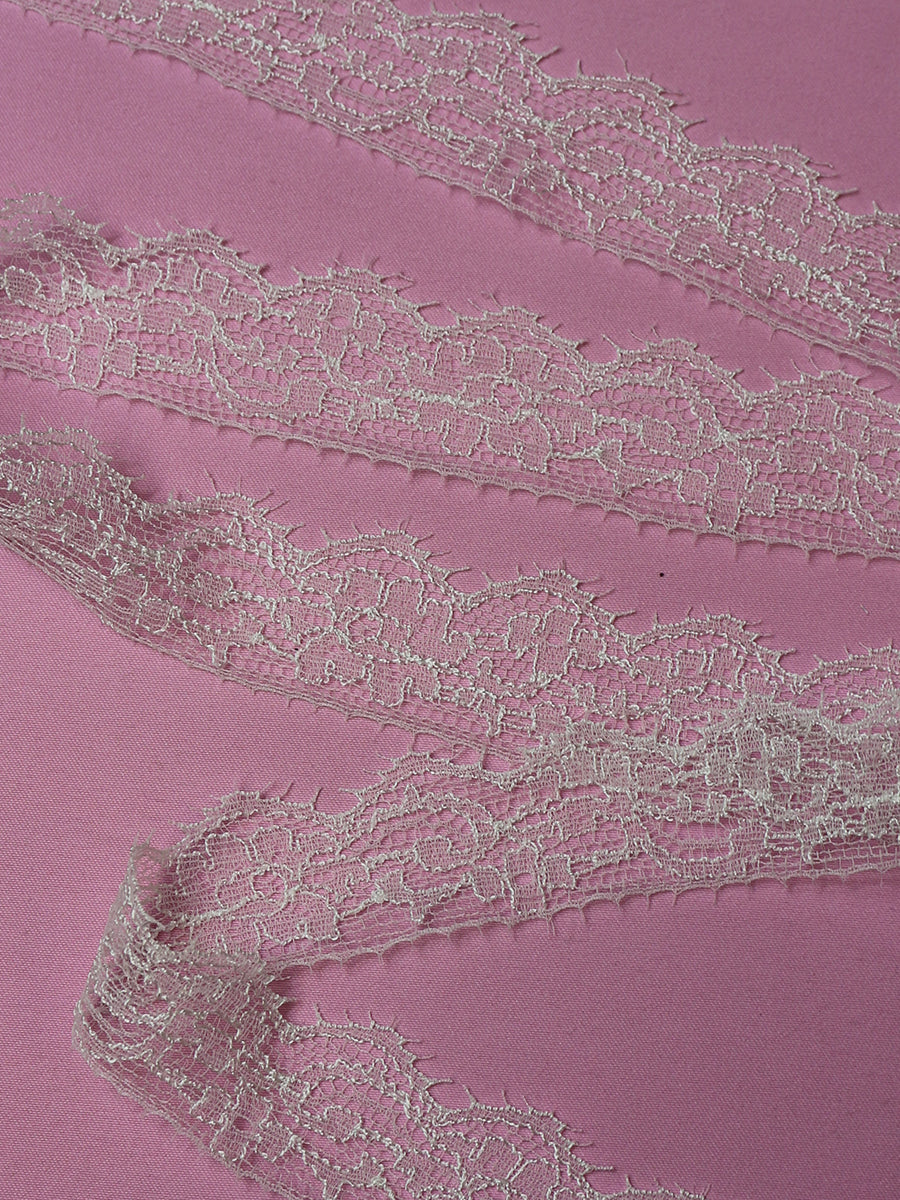 Elfenbeinfarbener Chantilly-Spitzenbesatz – Georgia