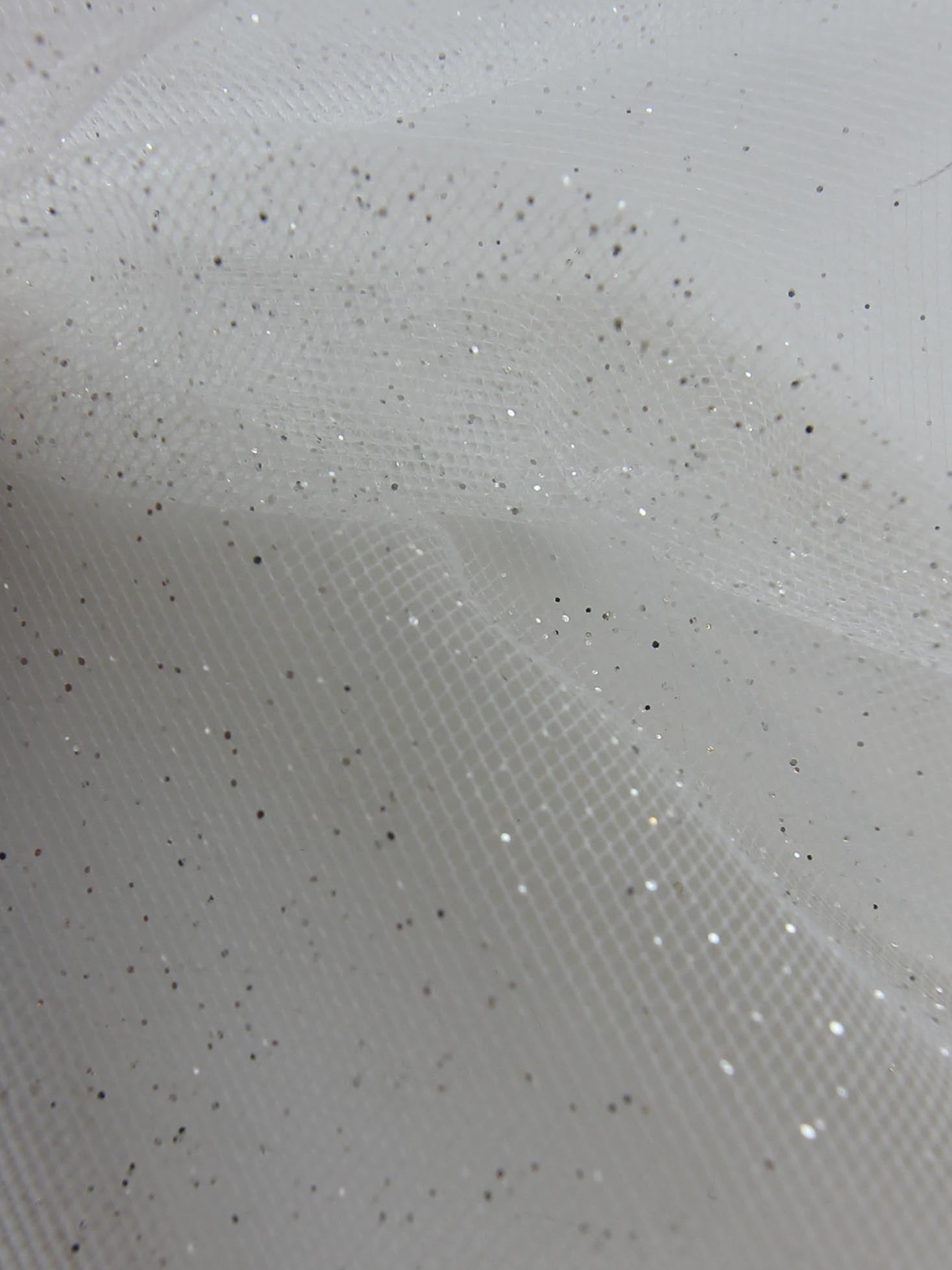 Silber auf elfenbeinfarbenem Glitzertüll – Effervescence