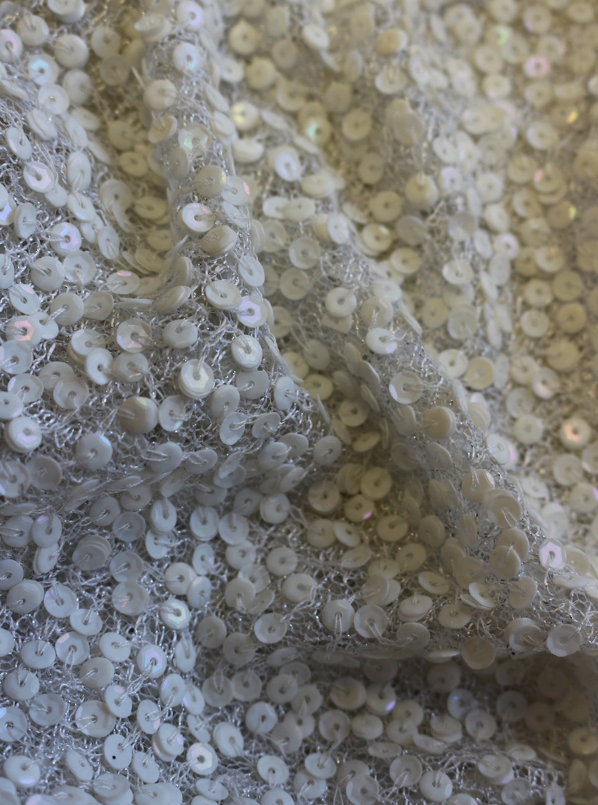 Elfenbeinfarbene Couture-Stickerei – Mondstaub