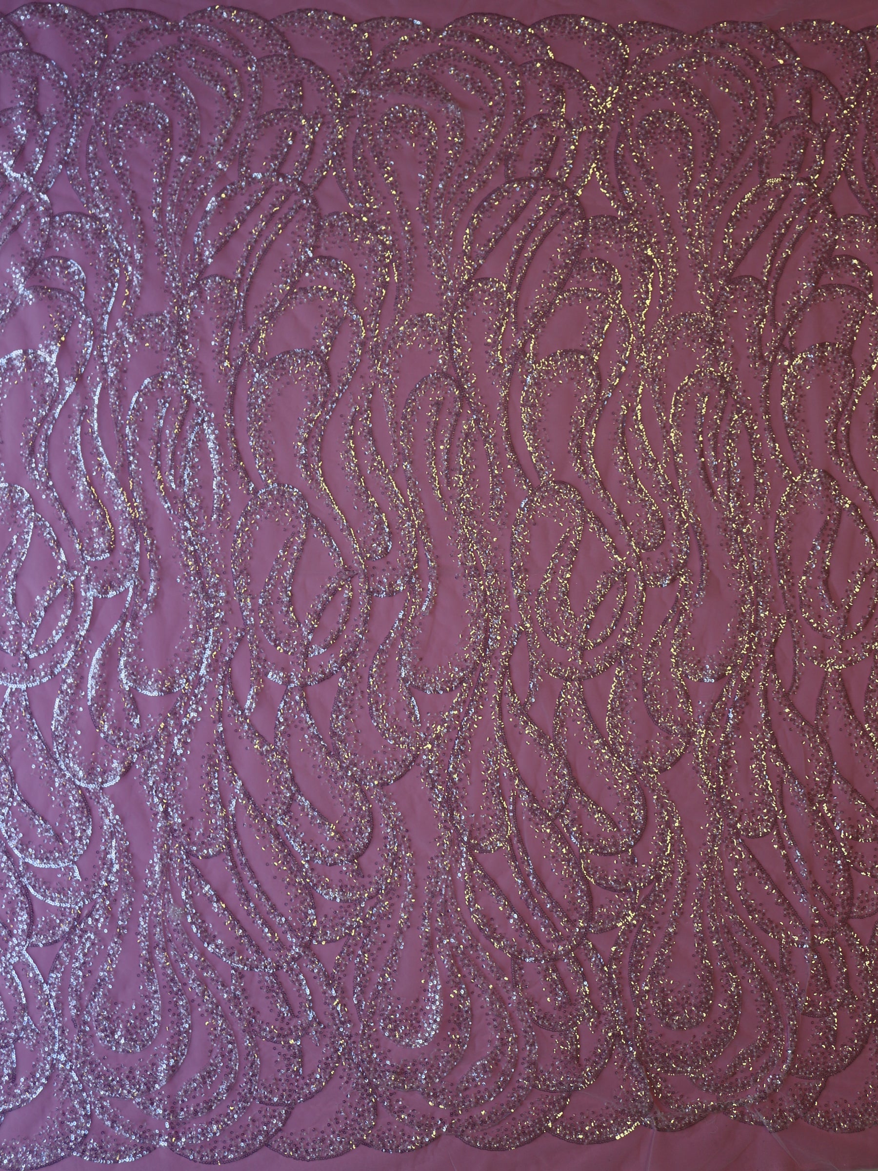 Elfenbeinfarbene Perlenspitze – Carmeena