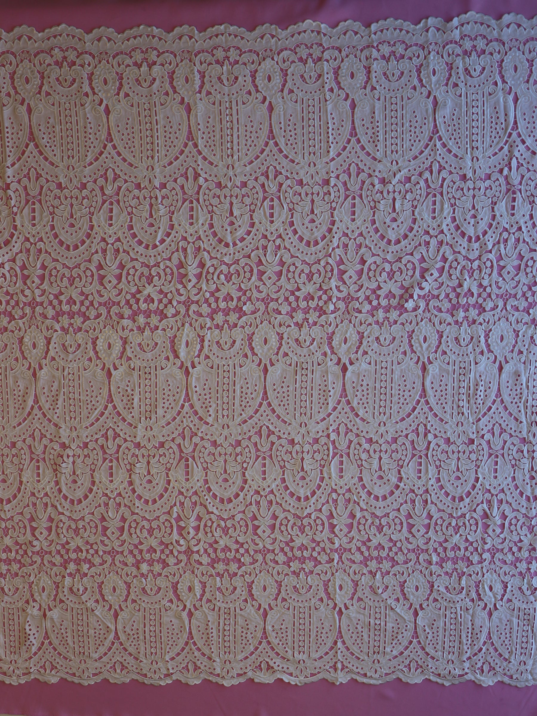 Elfenbeinfarbene Georgette-Spitze – Coco