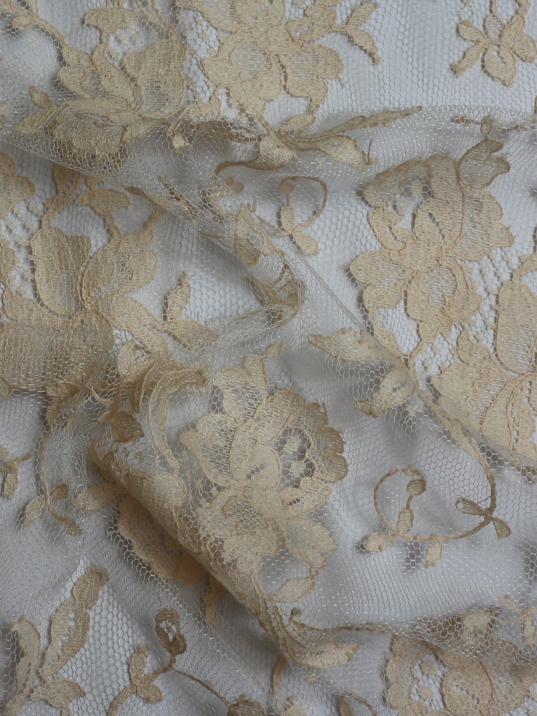 Zartrosa Chantilly-Spitze - Kate