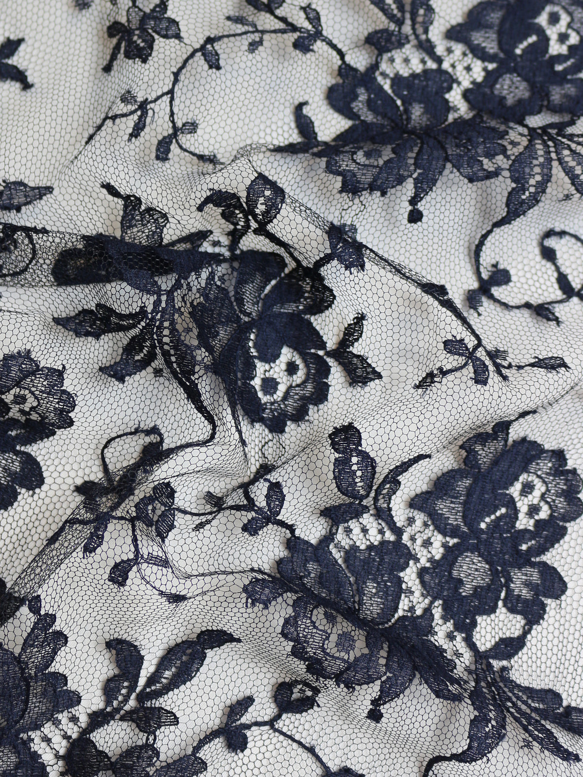 Marineblaue Chantilly-Spitze – Kate