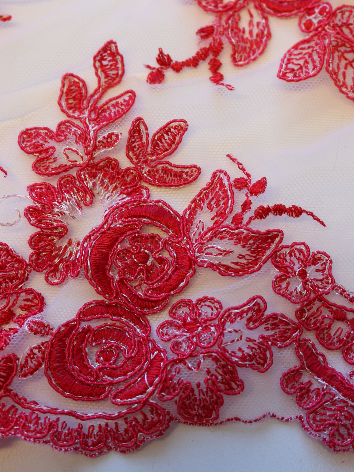 Tulpenrote Spitze - Maria