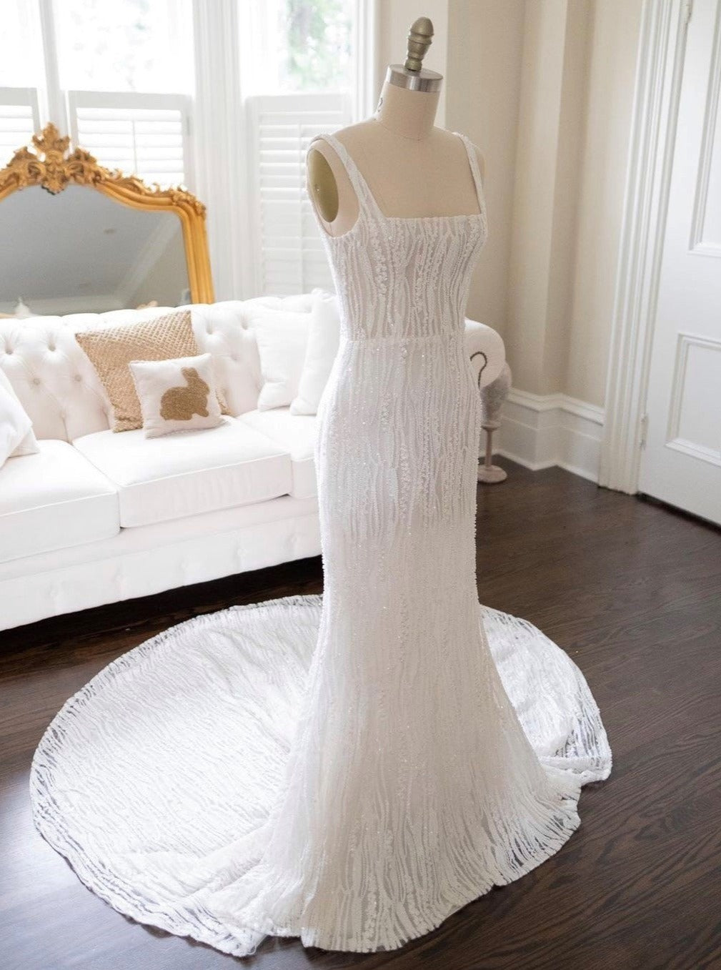 Elfenbeinfarbene Perlenspitze – Athira