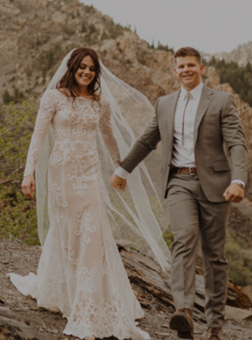 Elfenbeinfarbene bestickte Spitze – Begonie