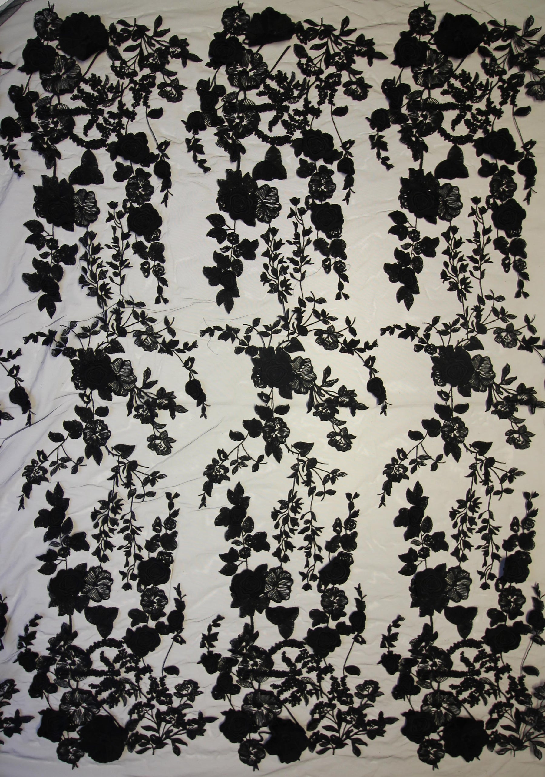 Schwarze 3D-Spitze – Meghan