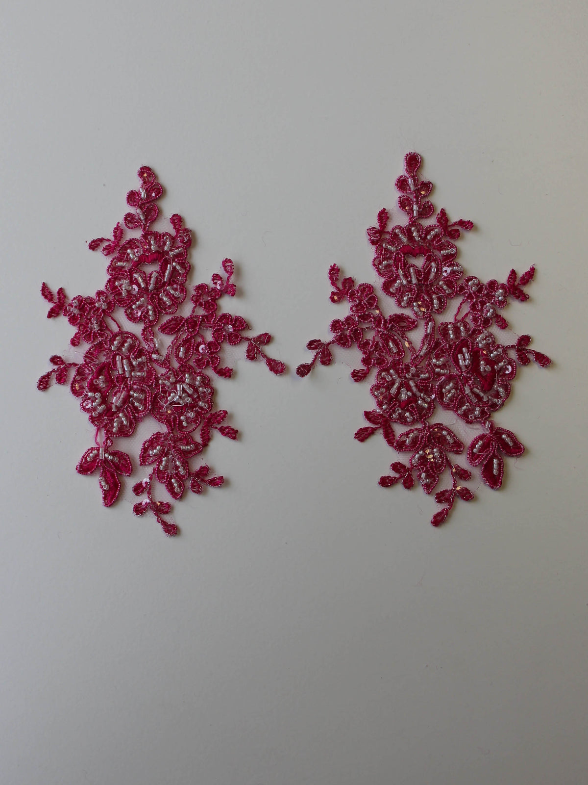 Passion Pink Perlen-Spitzenapplikationen – Sophia