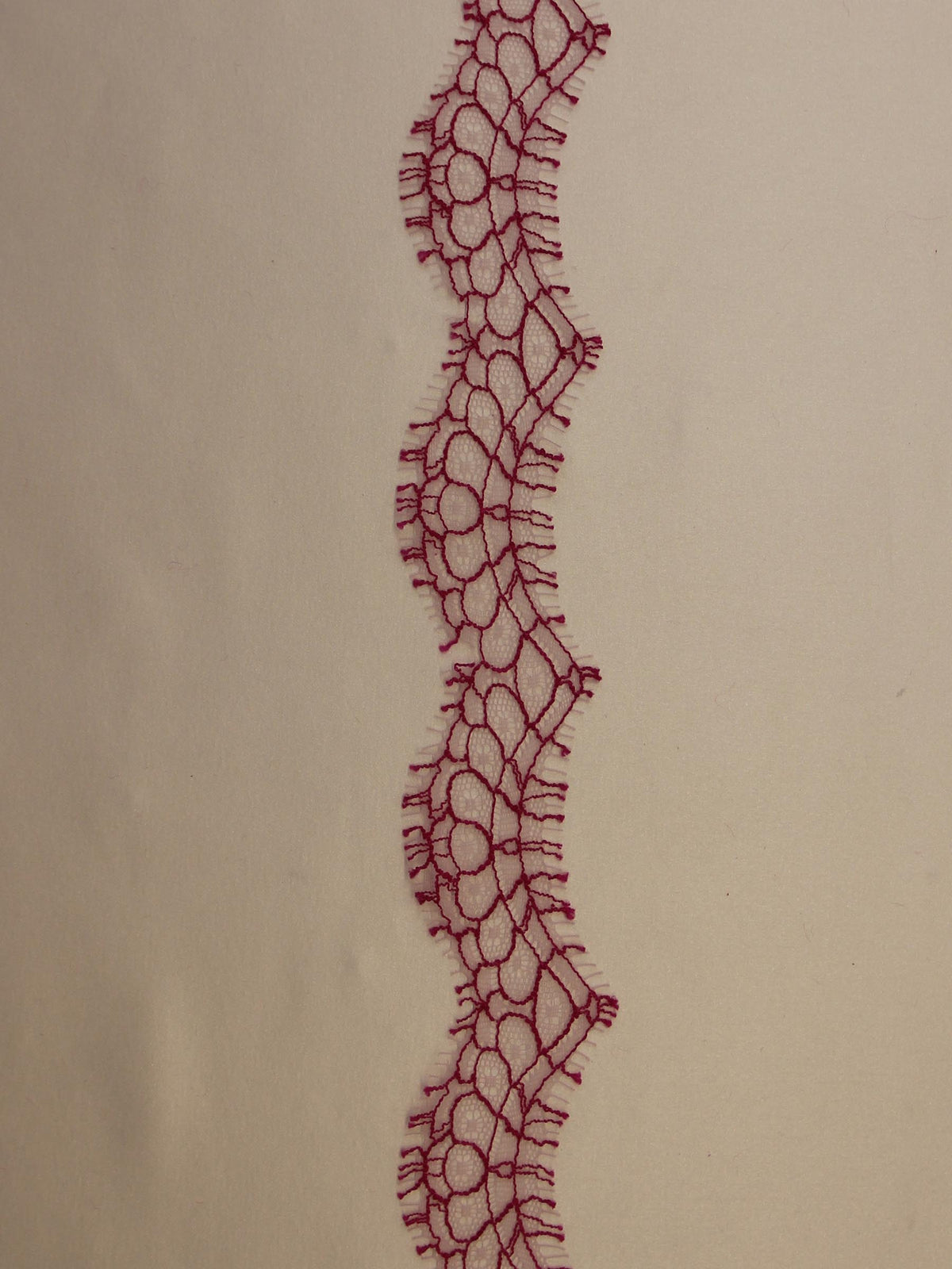 Leidenschaftlicher rosa Spitzenbesatz – Darcey