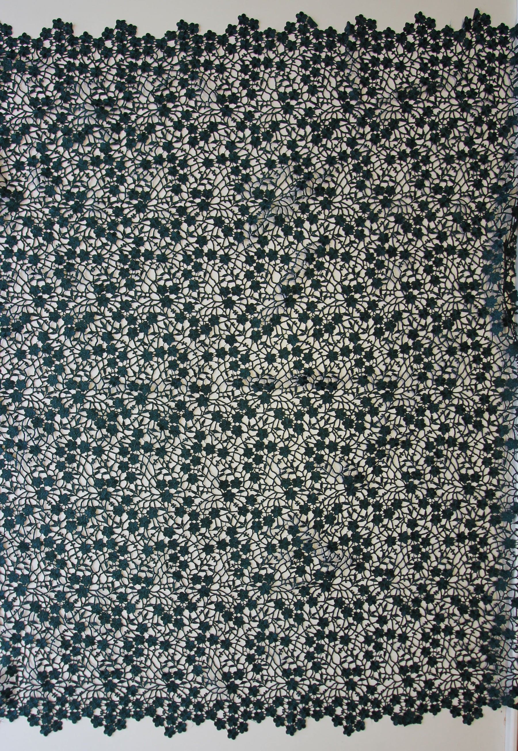 Dunkelgrüne Guipure-Spitze – Ebba