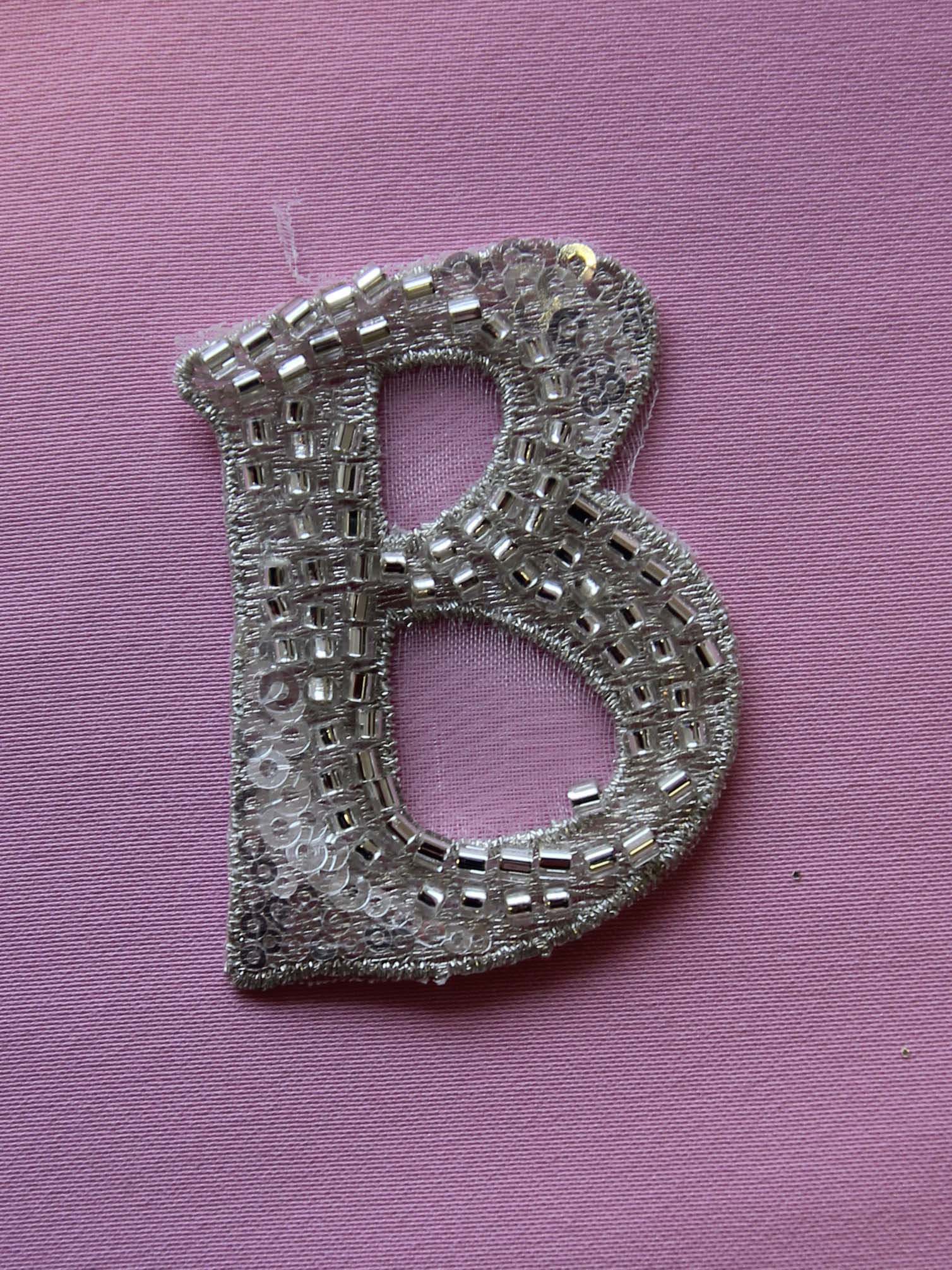 Perlenbuchstabe B