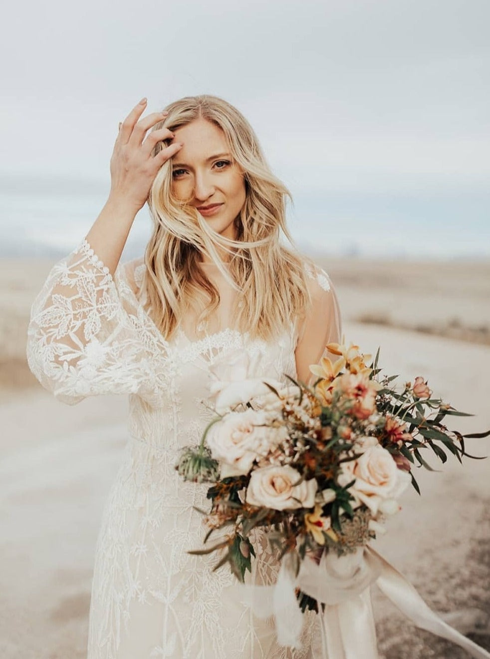 Elfenbeinfarbene 3D-Spitze – Fernando