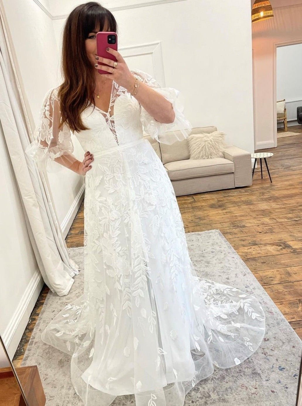 Elfenbeinfarbene bestickte Spitze – Fortunata