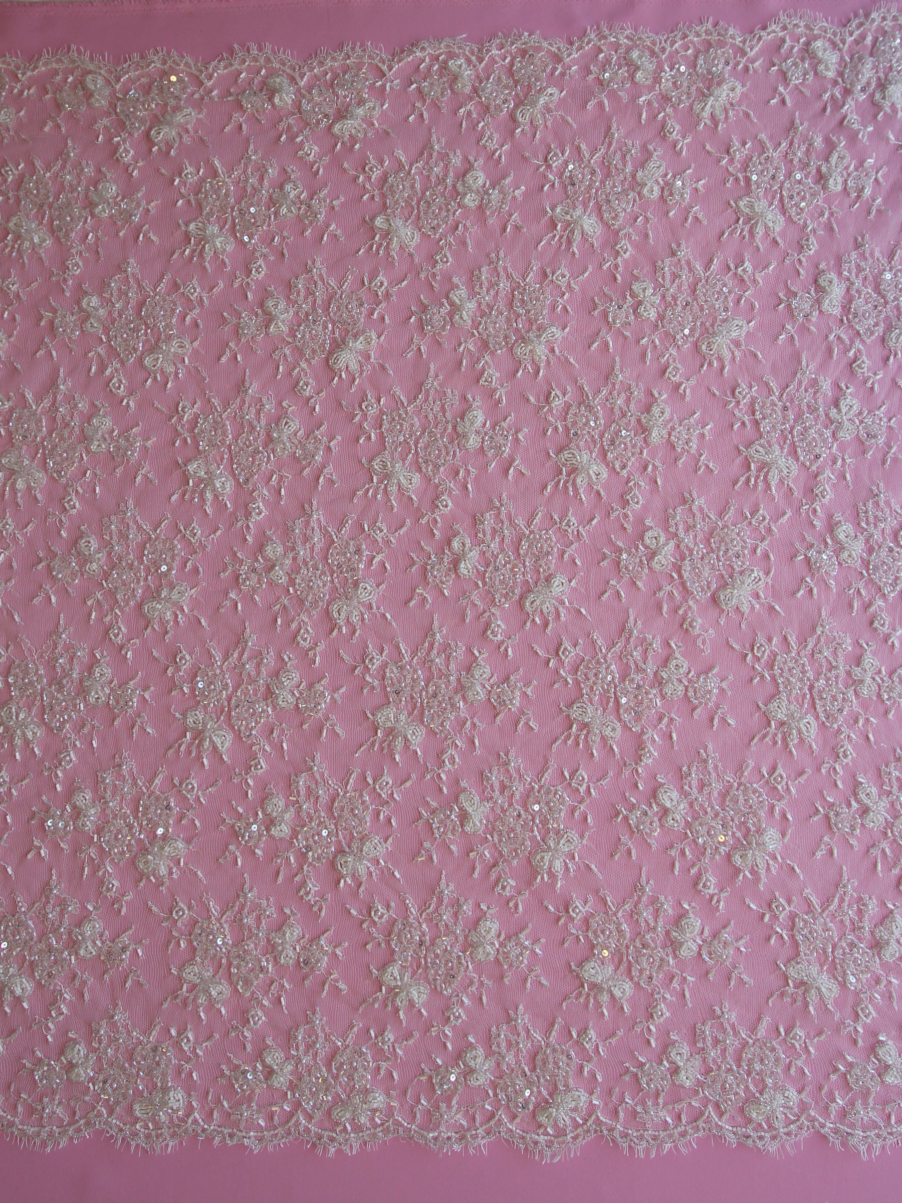 Elfenbeinfarbene Chantilly-Spitze – Meryl
