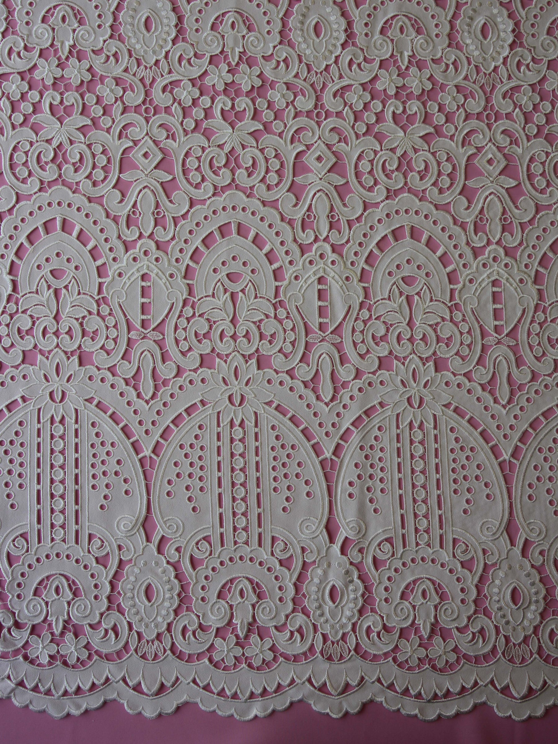 Elfenbeinfarbene Georgette-Spitze – Coco