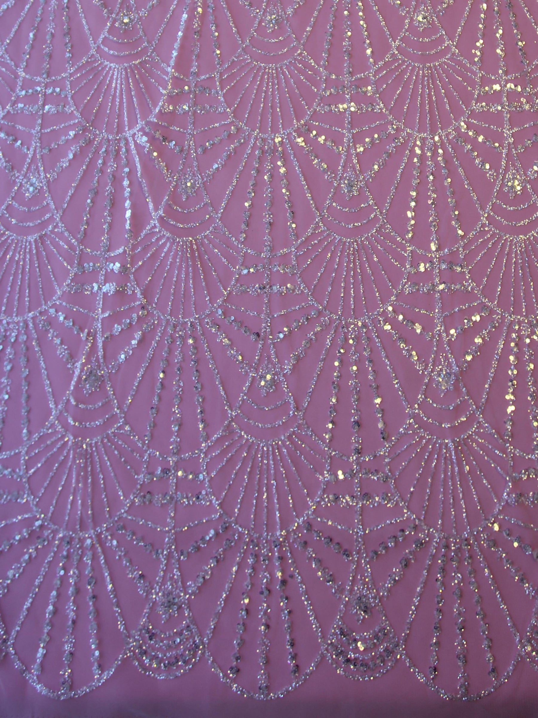 Elfenbeinfarbene Glitzerspitze – Whisper