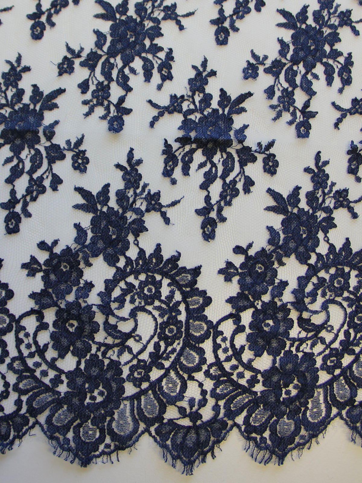 Marineblaue Spitze – Eleanor