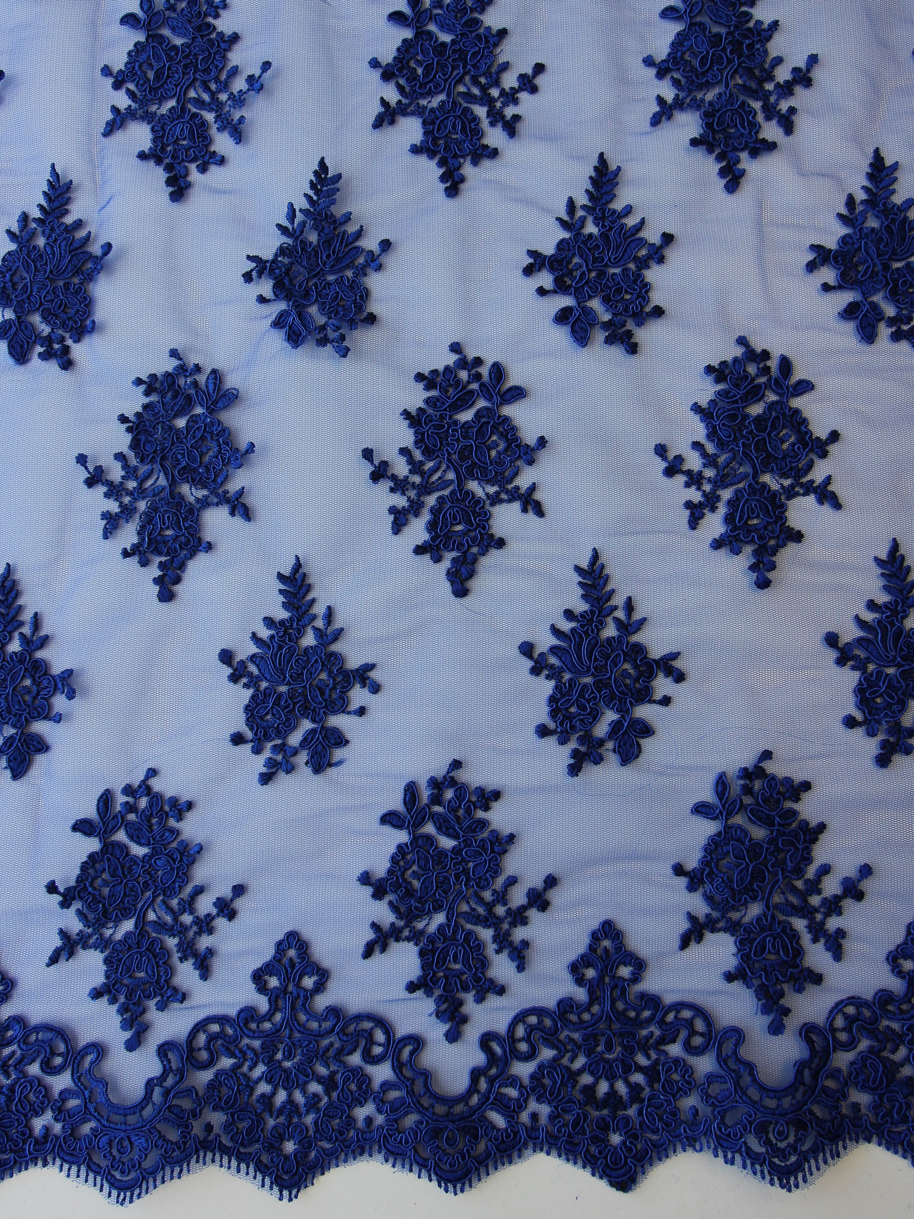 Königsblaue Kordelspitze – Janis