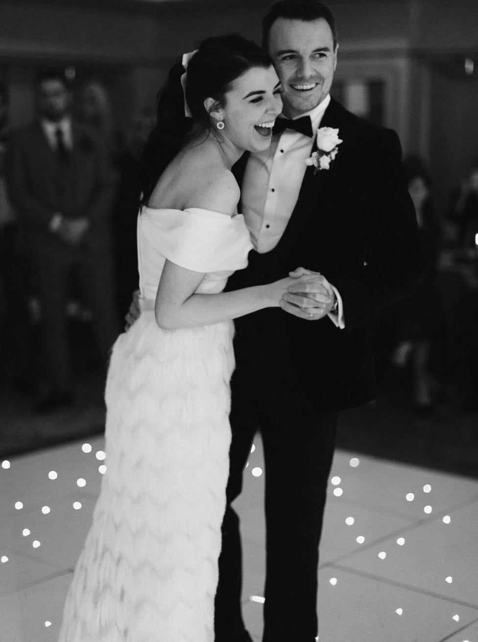 Elfenbein-Couture-Stickerei – Charleston