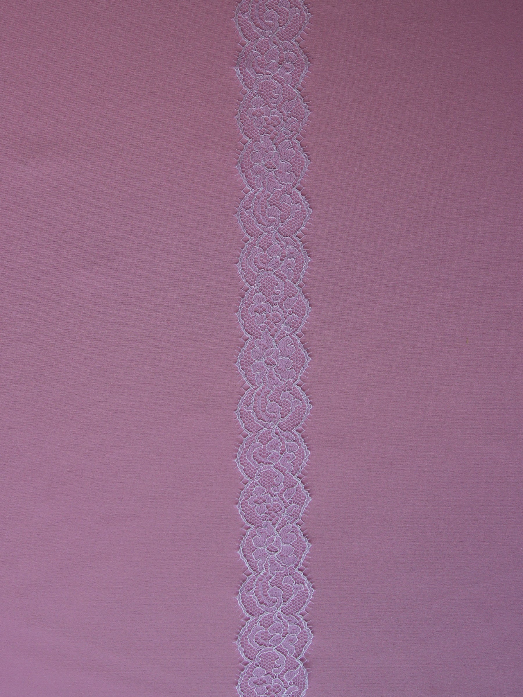 Weißer Chantilly-Spitzenbesatz – Imogen