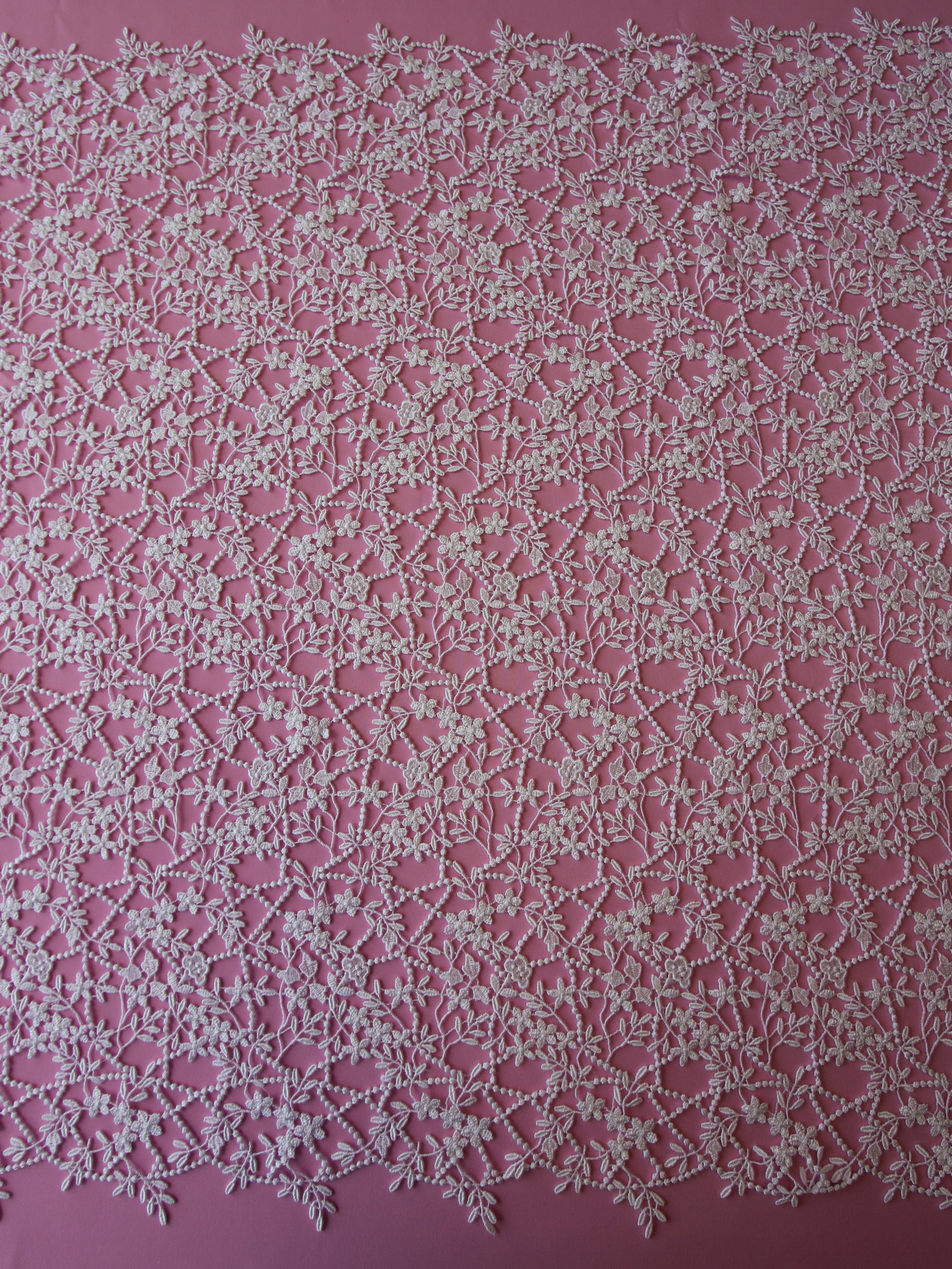 Weiße Guipure-Spitze – Guinevere