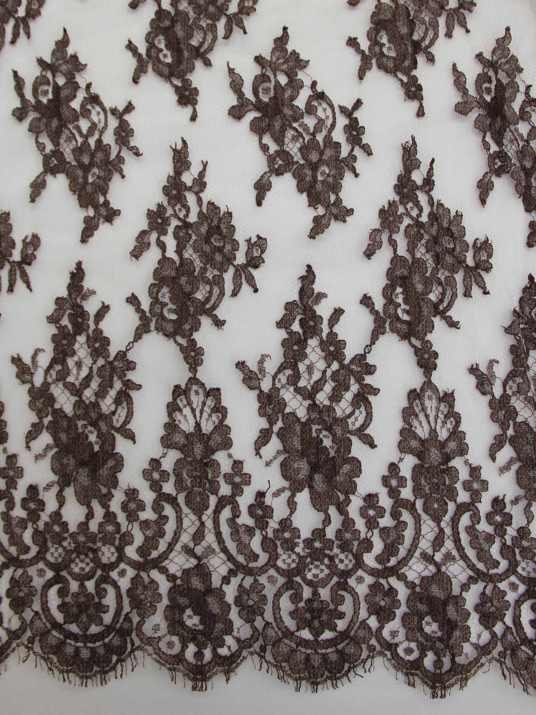 Espressobraune Spitze – Natasha