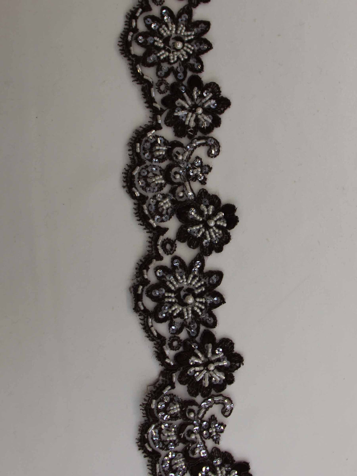 Espressobrauner Spitzenbesatz – Sheila