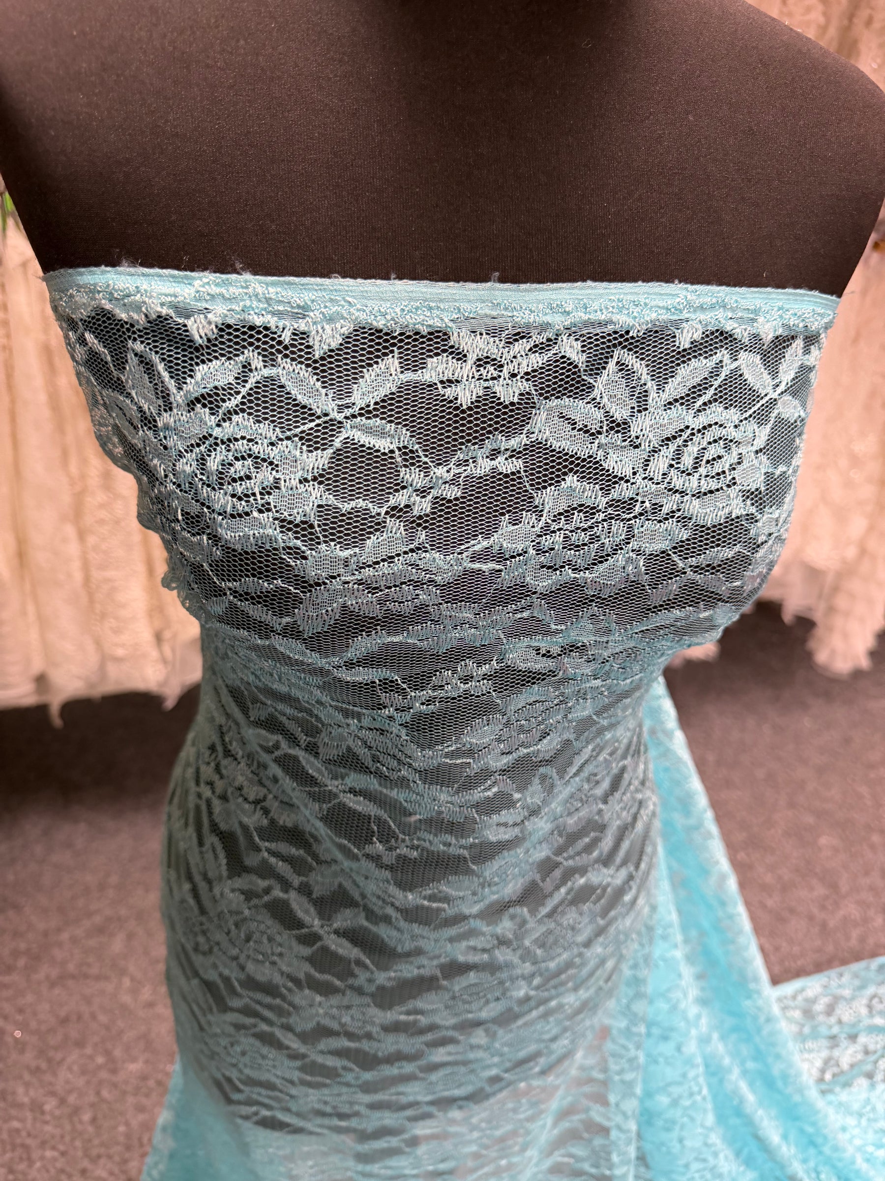 Aqua Raschel-Spitze – P618