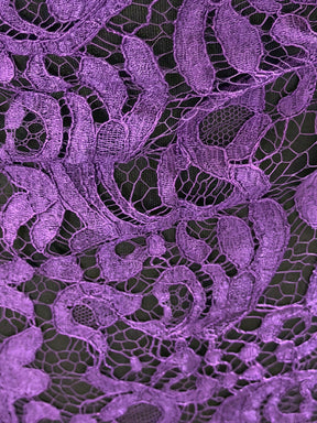 Violette italienische Spitze - P883