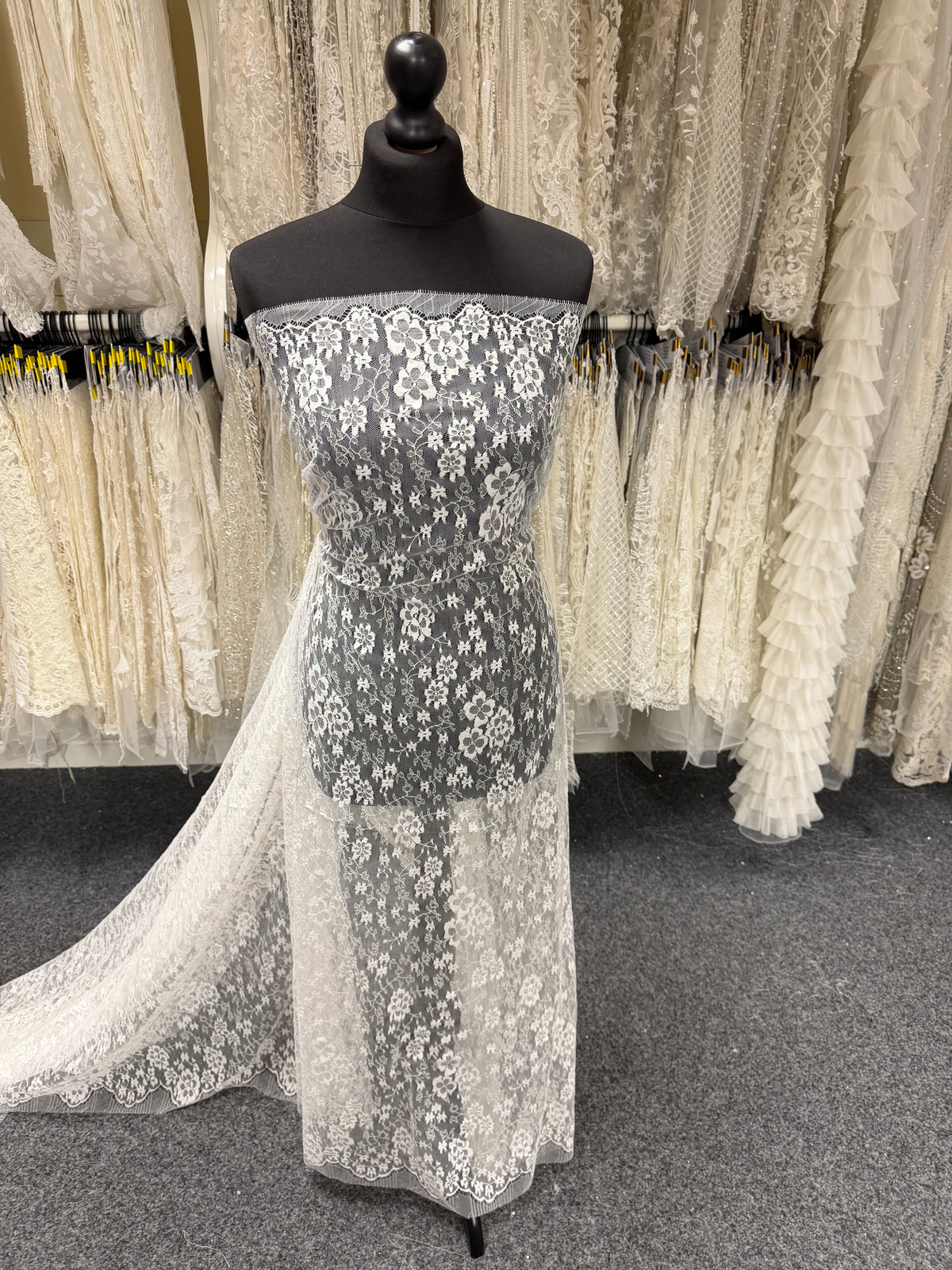 Ivory Eco French Lace - LA2019