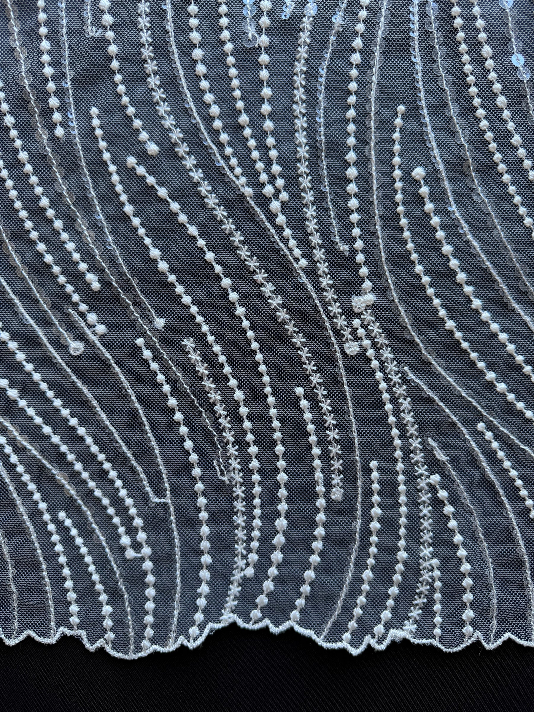 Elfenbeinfarbene Paillettenspitze - EB3011